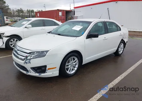 2012 Ford Fusion S из США, поврежденный, VIN 3FAHP0GA6CR134700
